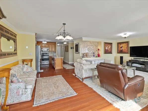 7002 Blvd East image 6 of 22