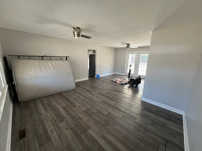 668 Forest Rd — Photo 8