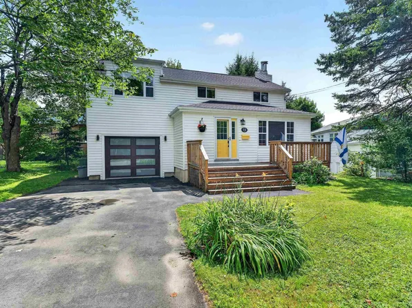 16 Wilcot Ln, Dartmouth, NS B2X 2S9