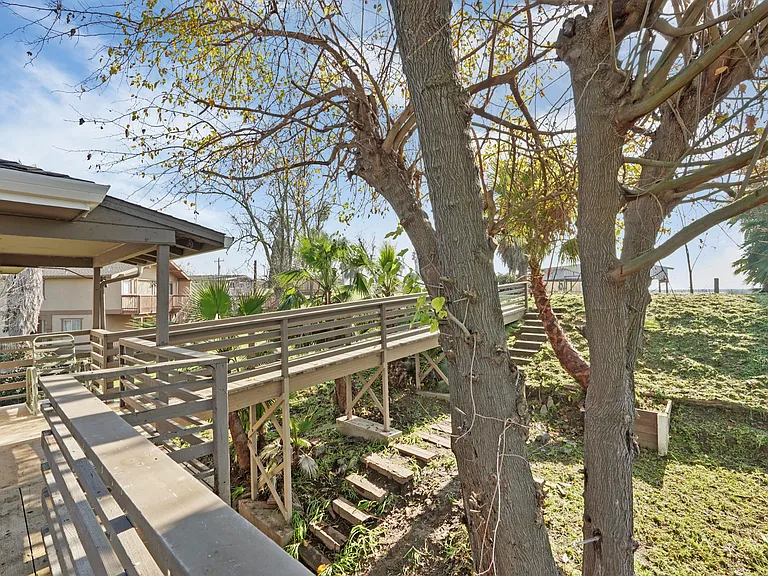 1750 Taylor Rd — Photo 17
