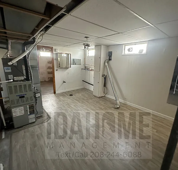 552 Euclid Ave — Photo 6