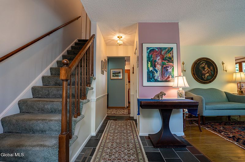 4th image of 103 Union Avenue