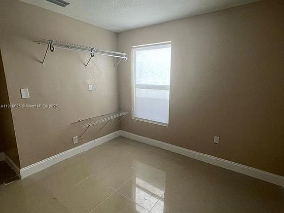 5th image of 4121 SW 20th St #1