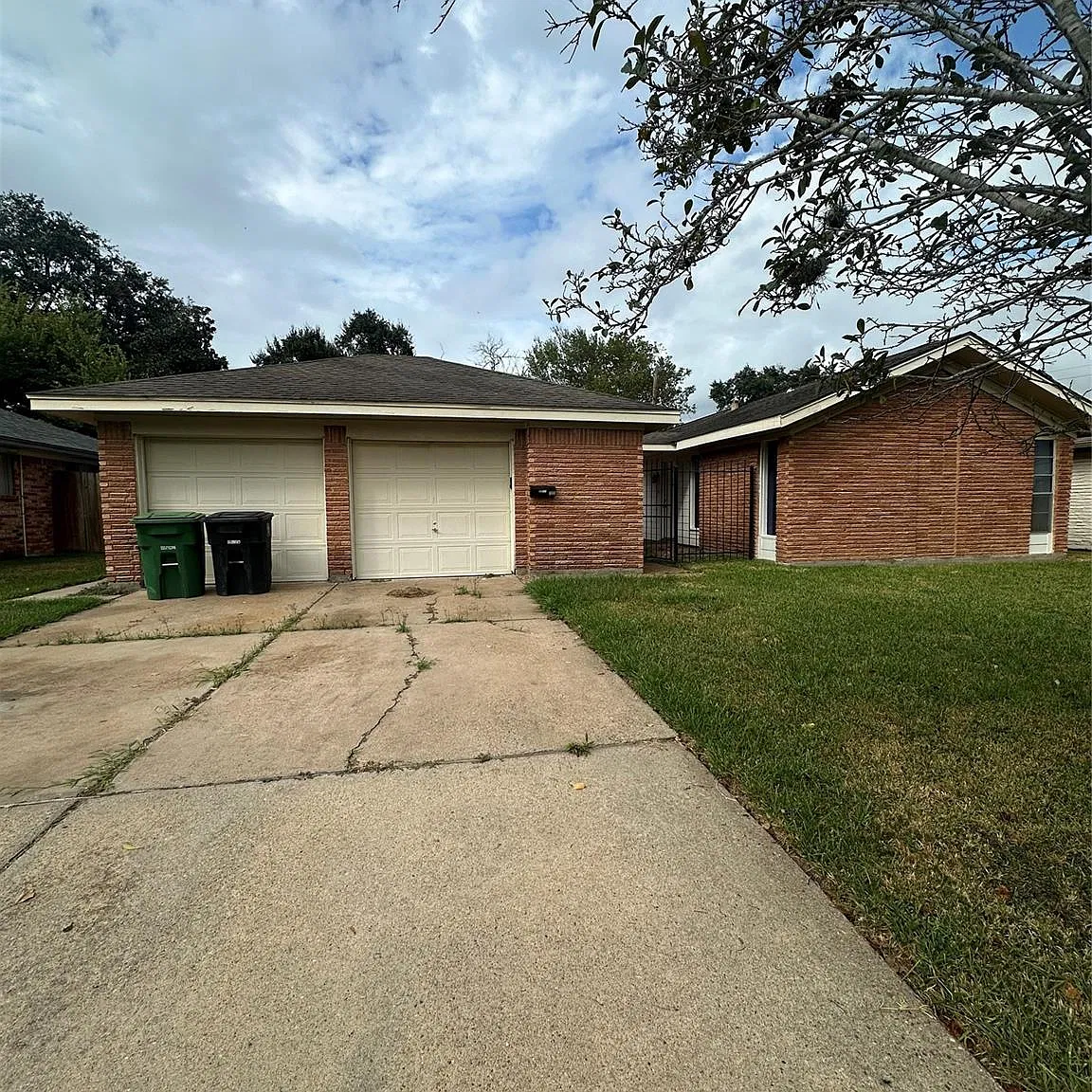 3 bed, 2.0 bath, 1643 sqft, $1,650 — Photo 3