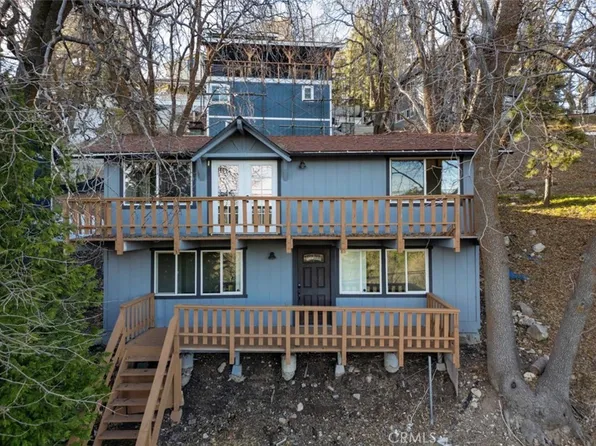 31954 Pine Cone Dr, Running Springs, CA 92382