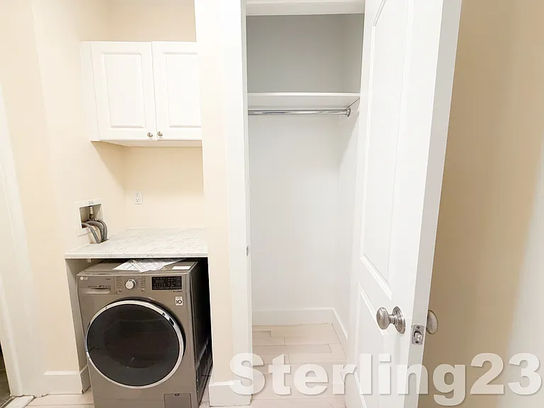 146 E 19th St #1G — Photo 7