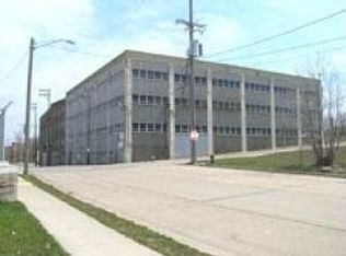 615 S Marquette St, Racine, WI 53403