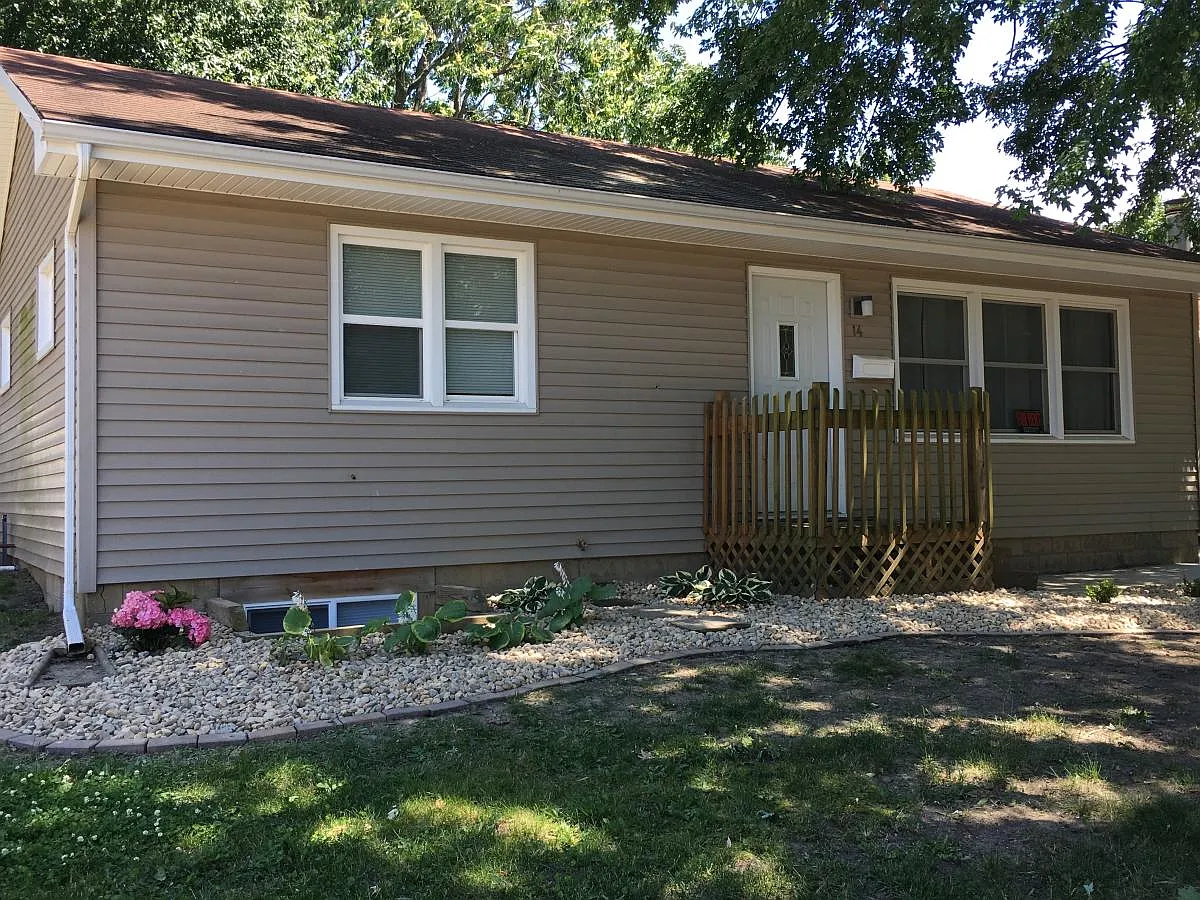 4 bed, 1748 sqft, $2,795 — Photo 1