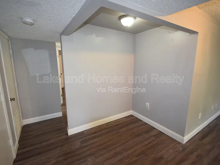 1005 S New York Ave #4 — Photo 11