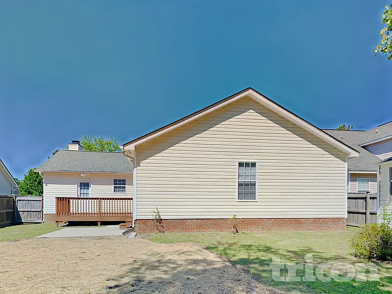 408 Walking Ln — Photo 15