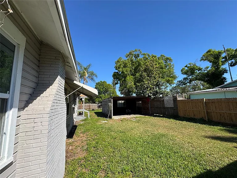 1571 S Myrtle Ave — Photo 30