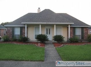 9527 Crandon Dr, Baton Rouge, LA 70810