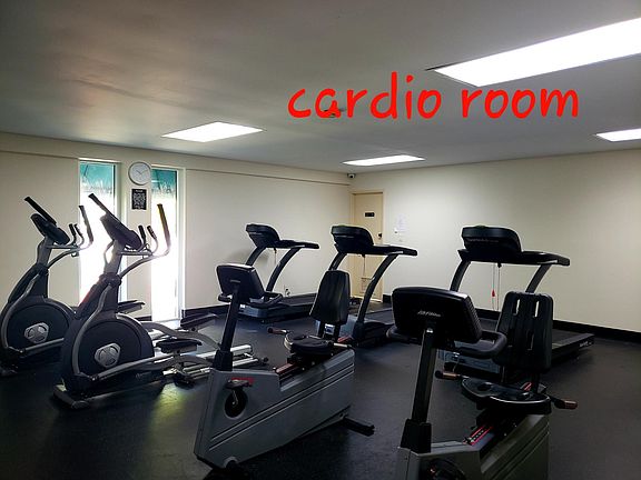 Cardio room and sauna