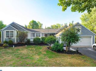 25 Clinton Dr, Mohnton, PA 19540