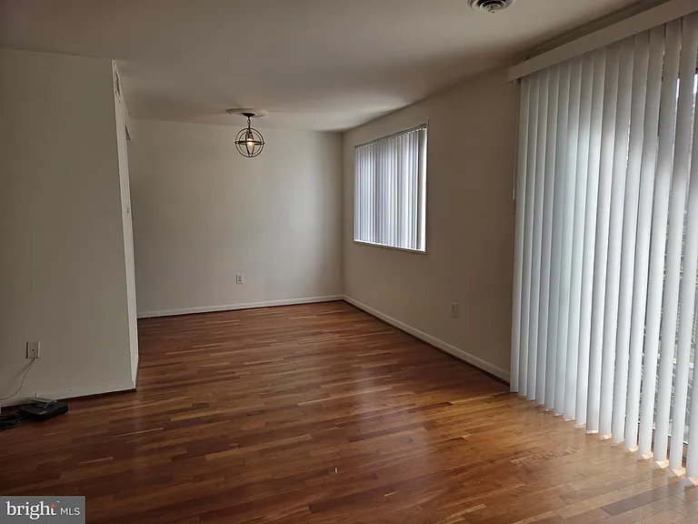 10432 Rockville Pike #301 — Photo 5