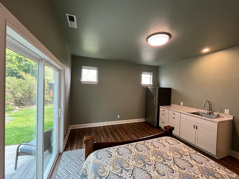 3367 SW Metolius Ave — Photo 4