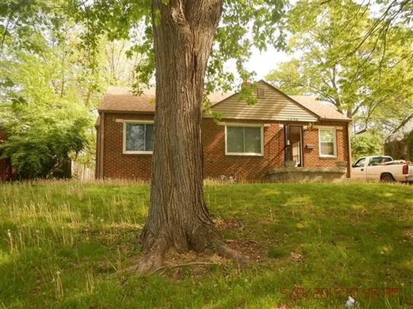 2838 Halifax Dr, Indianapolis, IN 46222