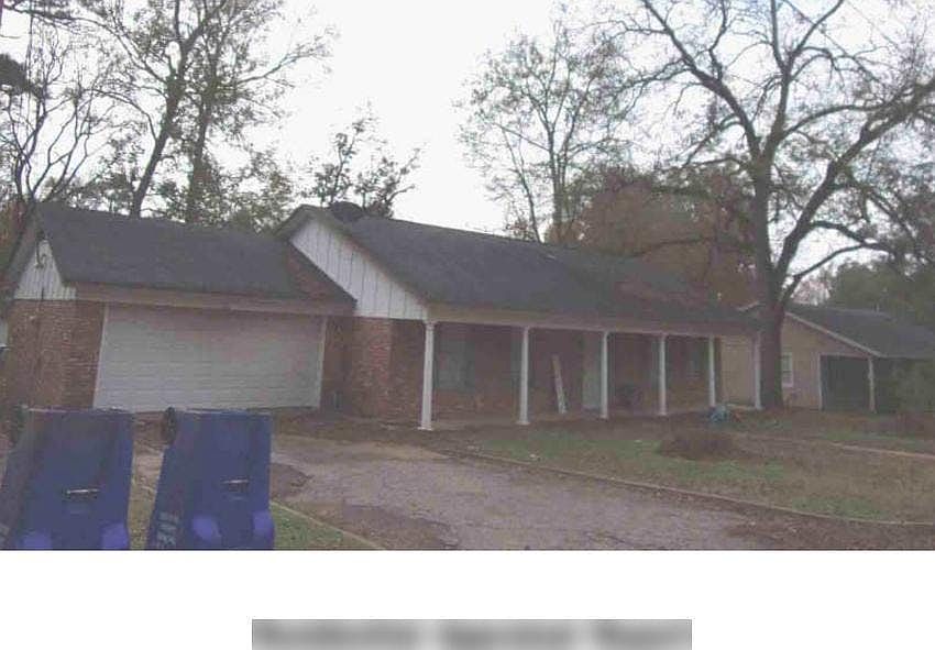 1st image of 207 E Homewood Dr