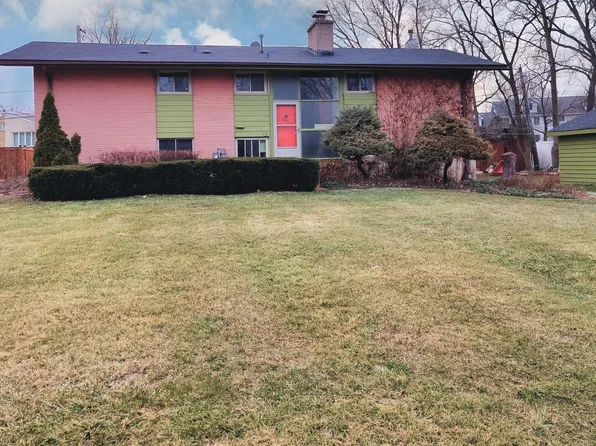 518 Edens Ln, Northfield, IL 60093