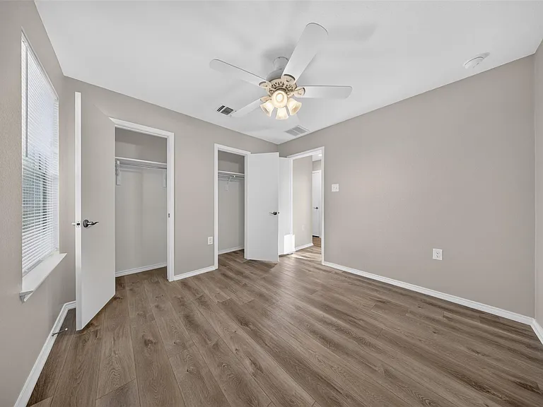 9001 Bird Brook Ln — Photo 31