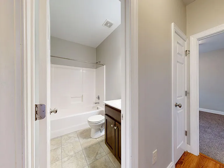 176 Garrett Dr — Photo 13