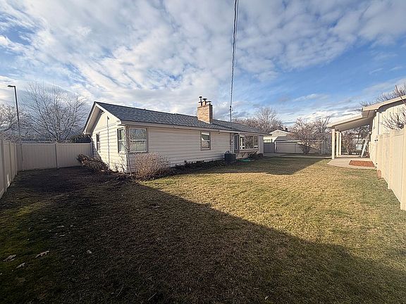 4th image of 620 N Raymond Rd