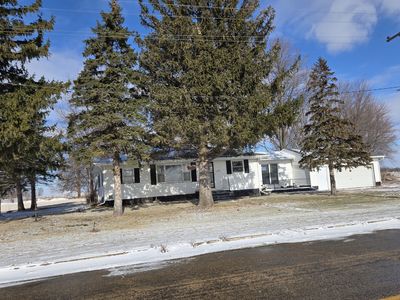 (Undisclosed Address), Rochelle, IL, 61068