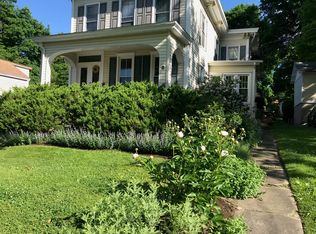 6 W Elizabeth St, Skaneateles, NY 13152