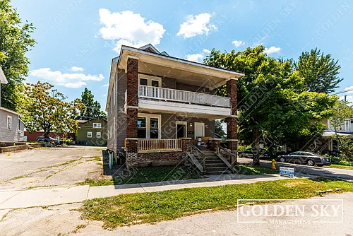 823 W Main St Photo 1