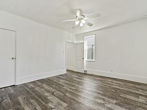 5th image of 824 Florence Ave #1