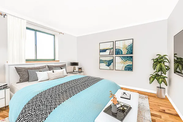 Sold by Re/Max In The City | media 30