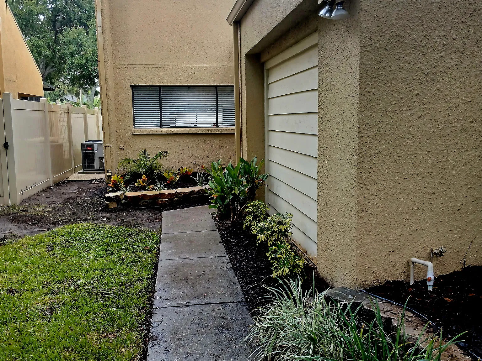 2 bed, 1188 sqft, $1,850 — Photo 2