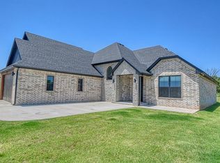 2000 Ethans Roar Rd, Blanchard, OK 73010