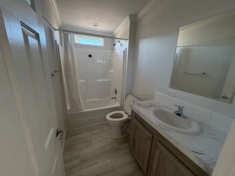 53 6th St W #53 — Photo 9