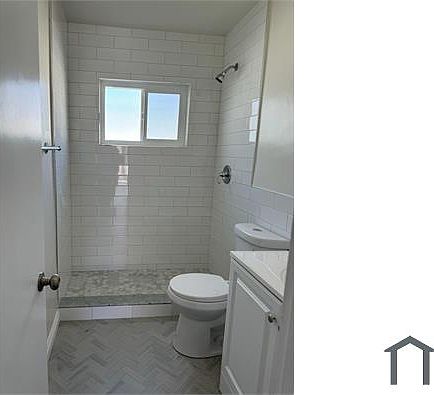 2nd image of 1016 S Wooster St APT 2