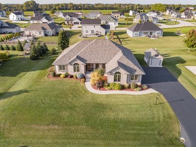 616 North Buth ROAD, Dousman, WI, 53118