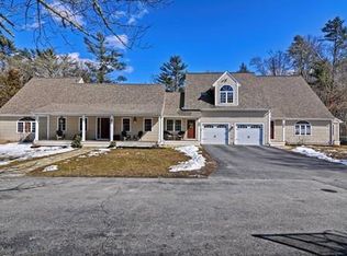 200 Mattapoisett Rd, Rochester, MA 02770