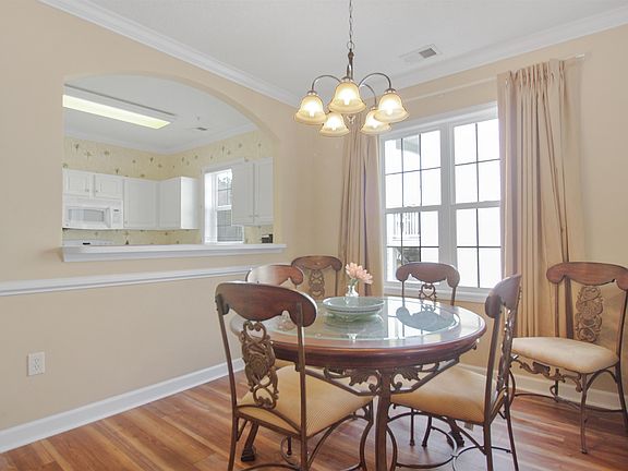 5th image of 6015 Catalina Dr. #921