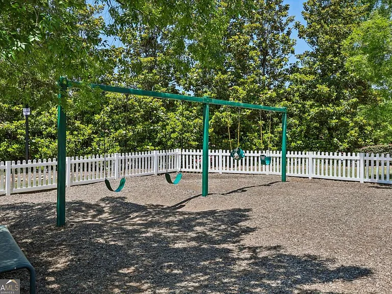 4105 Hastings Dr — Photo 74