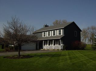 5N436 Hanson Ridge Dr, St Charles, IL 60175