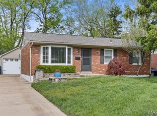 1209 Oakleaf Dr, Saint Louis, MO