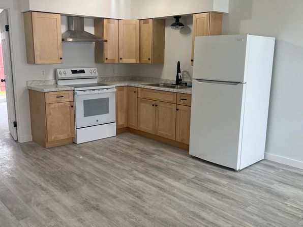 403 Rennaker St APT 3