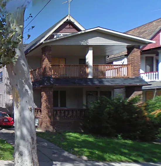2902 E 119th St photo 1