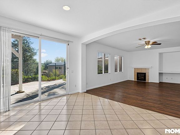4th image of 32068 Baywood St