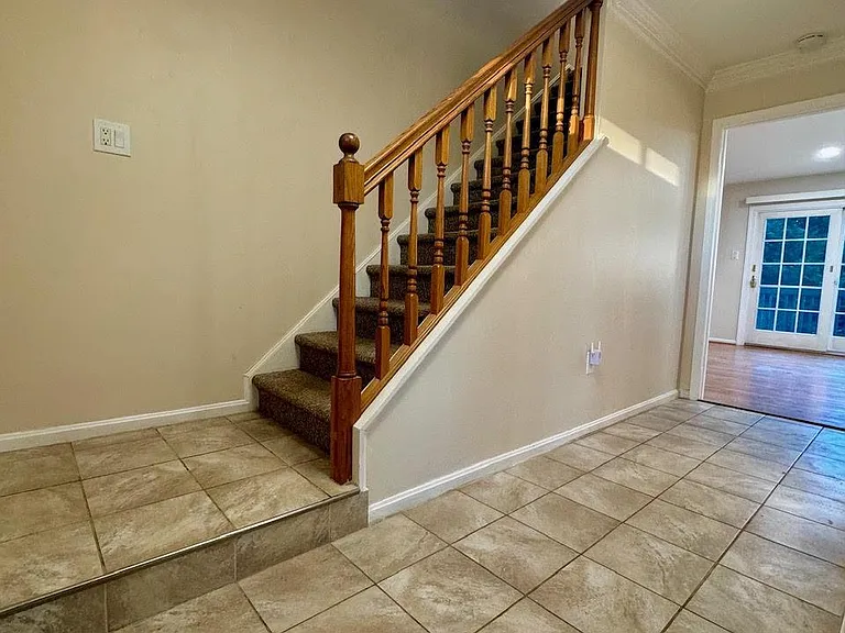 20333 Pleasant Ridge Dr — Photo 18