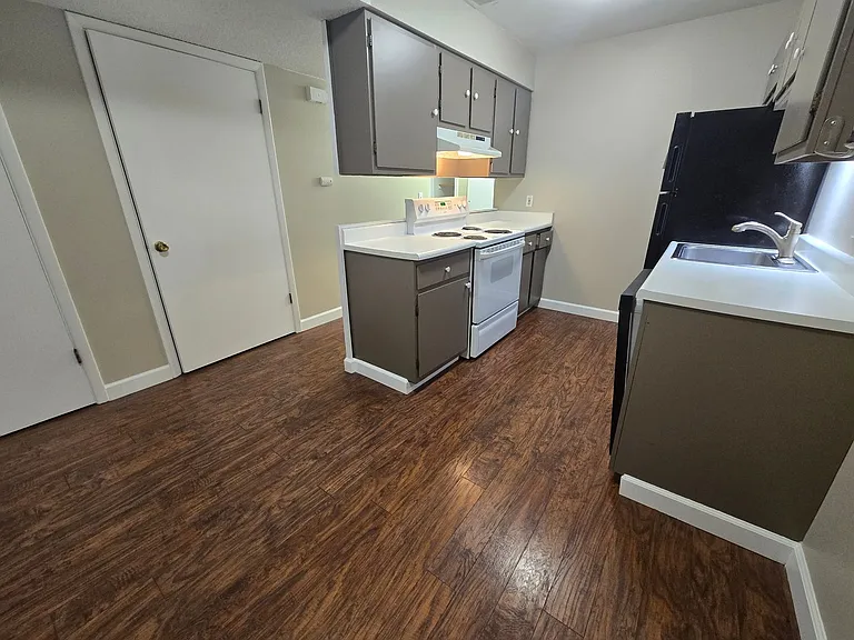 1606 Cottonwood Dr #23 — Photo 7