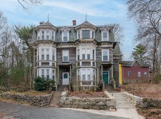 16-18 Yale Ter, Jamaica Plain, MA 02130