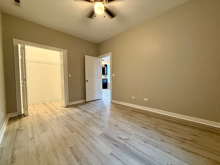 3222 S Aberdeen — Photo 8