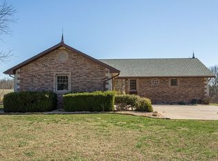 7108 N Barrister Ln, Fair Grove, MO 65648