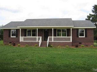 450 Hall Rd, Erwin, NC 28339